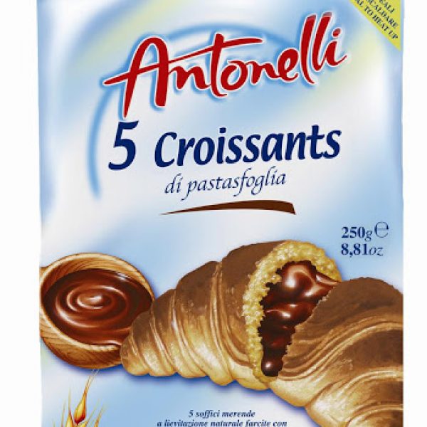 Antonelli chocolate cream croissant